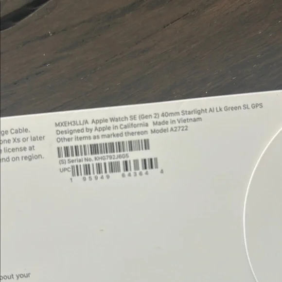 NWT Apple Watch SE (2nd Gen) w/ GPS 40mm - Picture 6 of 15